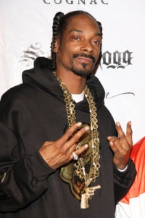 Snoop dog-ийн лаан баримал Тюссогийн музейд байдаг