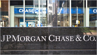 “JP Morgan” Хятадын дарга нарын хүүхдийг ажилд авснаараа буруудав 